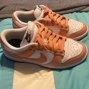 Women’s Vibrant Orange and White Nike Dunks, size 5.5Y/7W